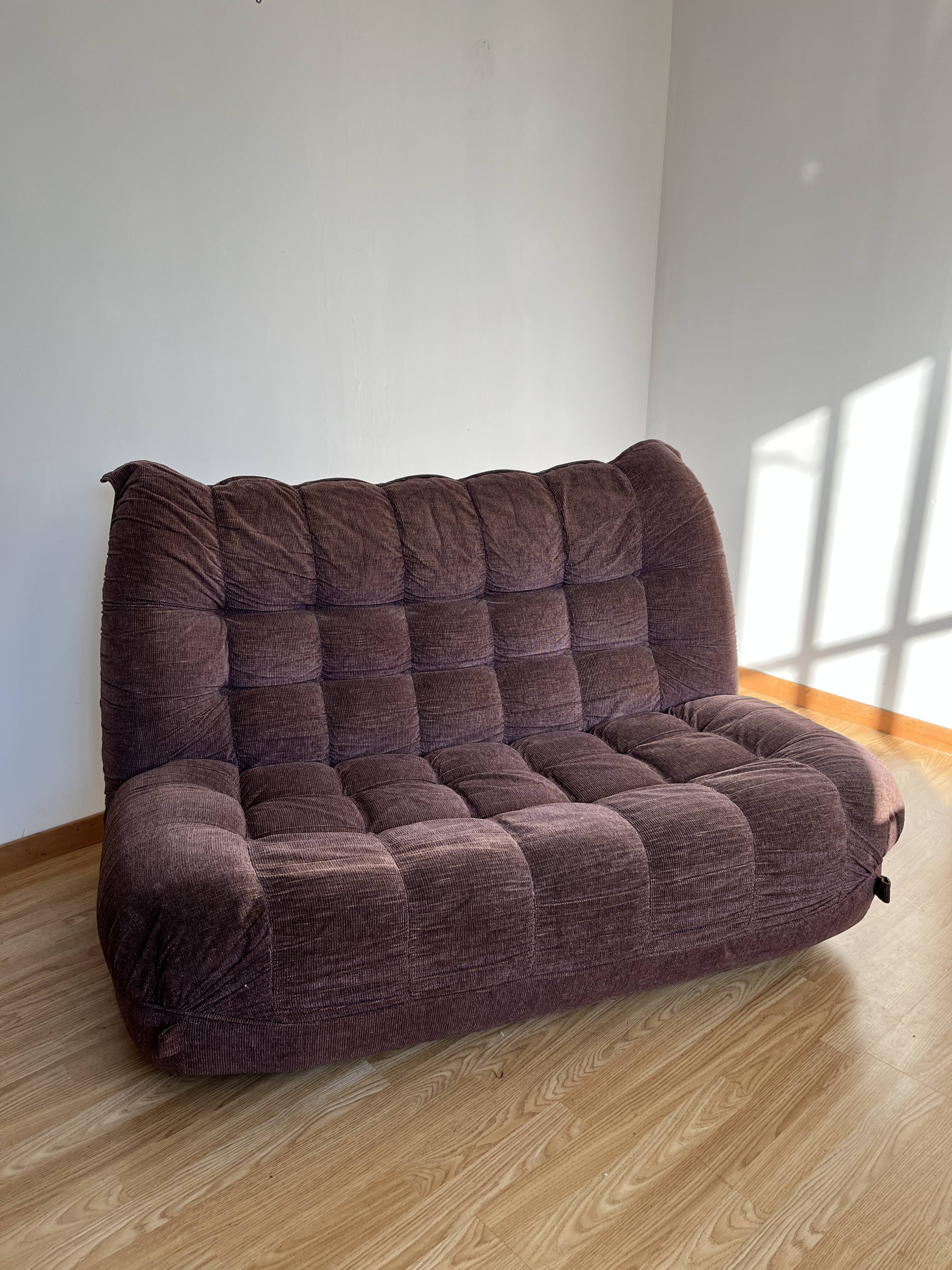 Canapé chauffeuse velours vintage