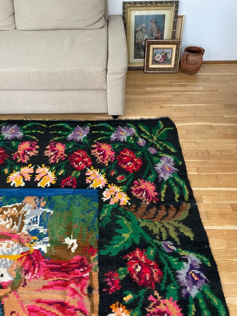 Large bohemian handwoven rug with amazing scenery and floral design, made in Romania 315x195cm