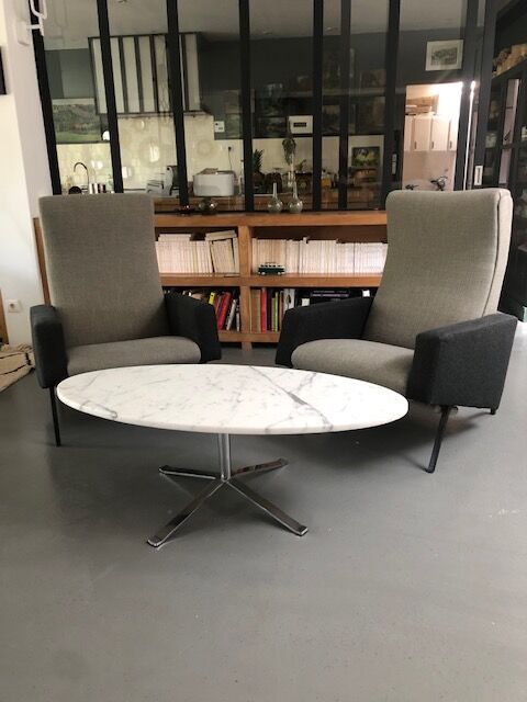 White marble coffee table