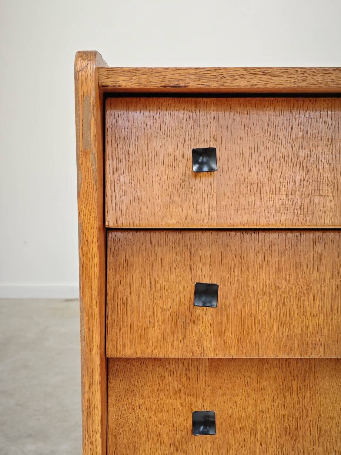 Small sideboard with spindle legs, France 1960