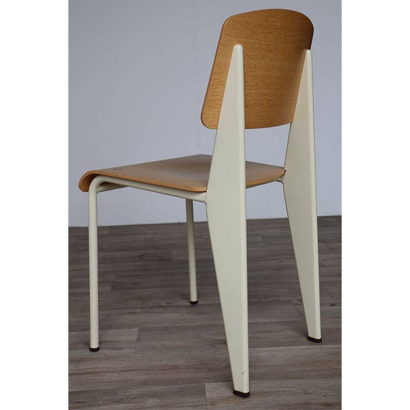 “Standard” chair by Jean Prouvé edition Vitra