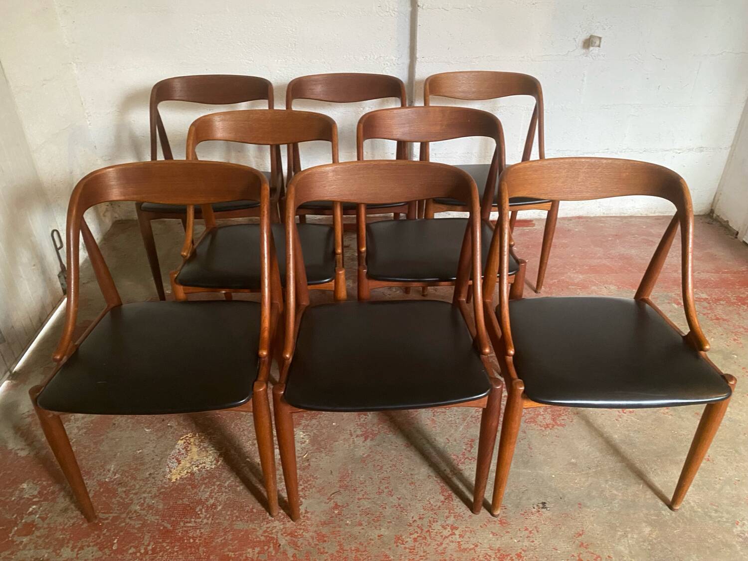 8 Johannes Andersen model 16 chairs for Uldum Denmark