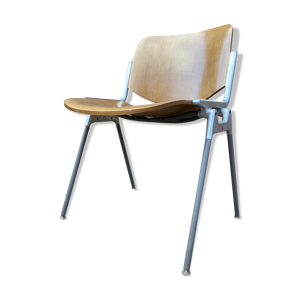 Chaise modèle DSC-106