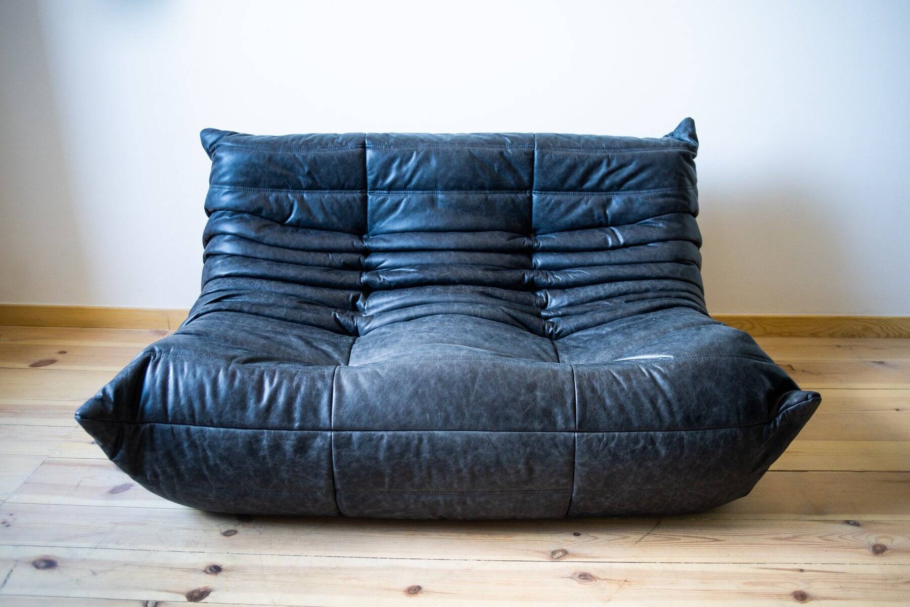 Black leather 3-seat Togo sofa attributed to Michel Ducaroy for Ligne Roset