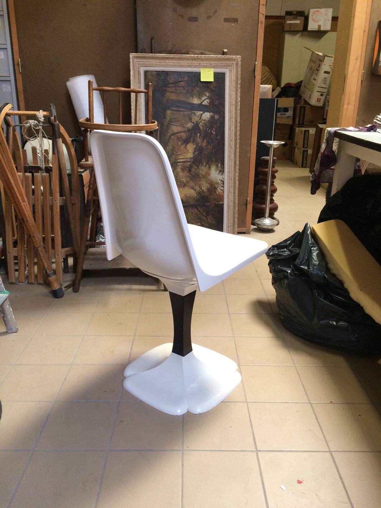 Tulip chair by Gauthier 70