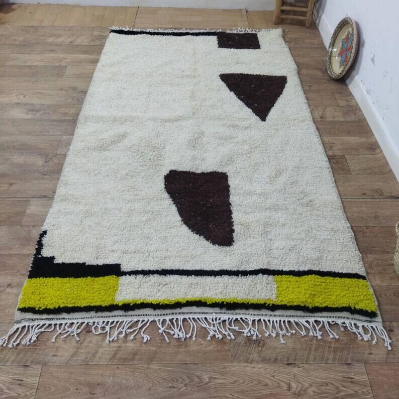 Berber Moroccan rug 240cm x 150cm