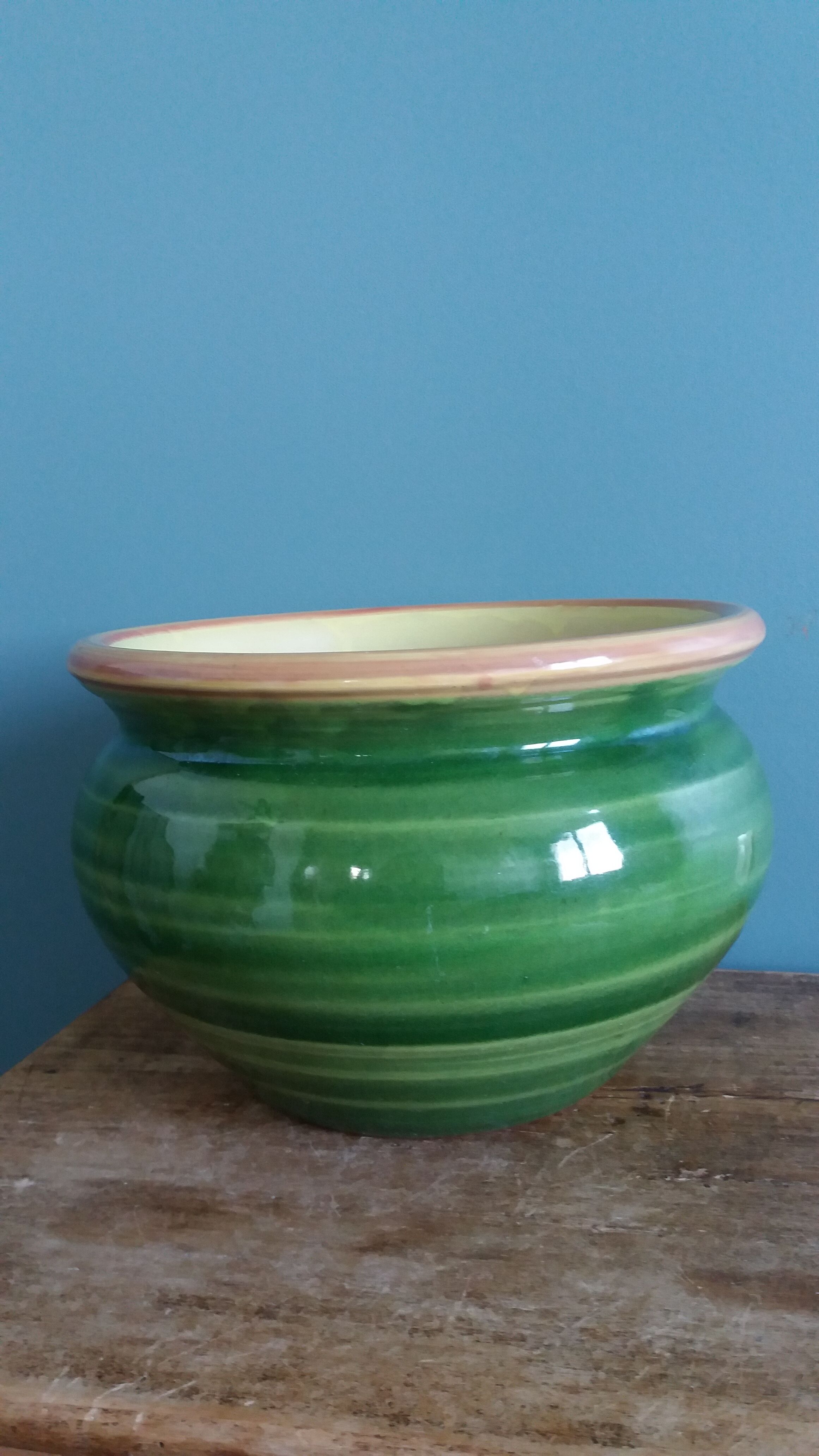 Glazed terracotta flower pot