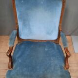Fauteuil regence en chêne  et velour bleu