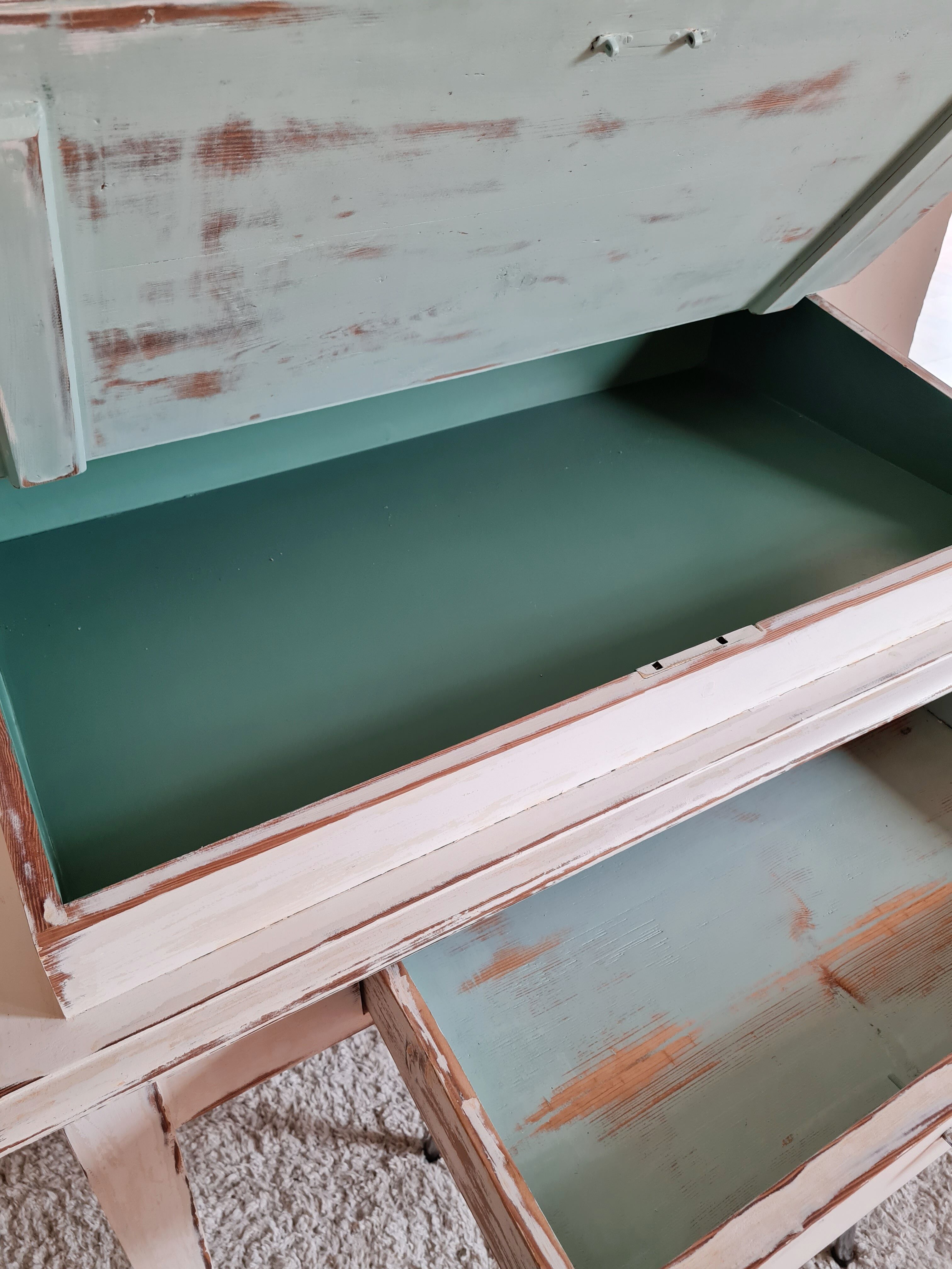 Old desk white and green desk