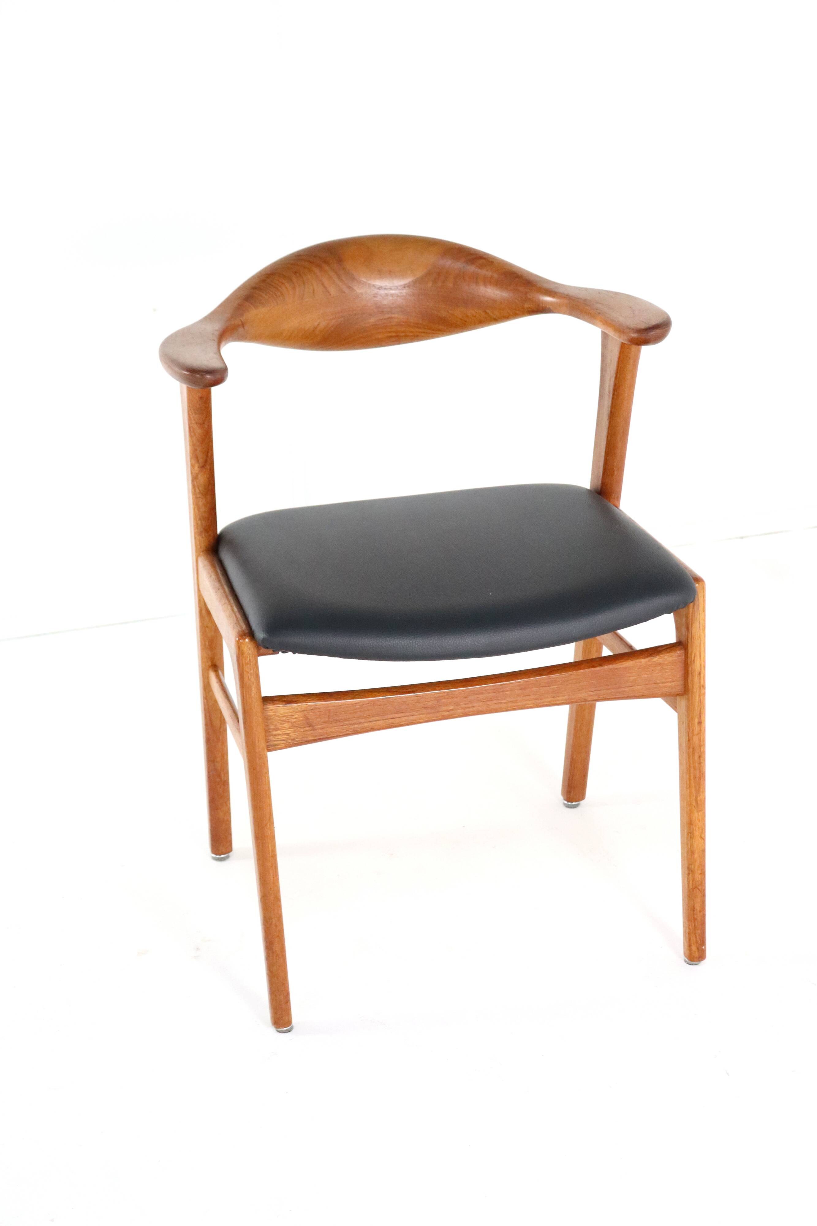 Set of 4 Erik Kirkegaard Hong stolefabrik chairs vintage model 49