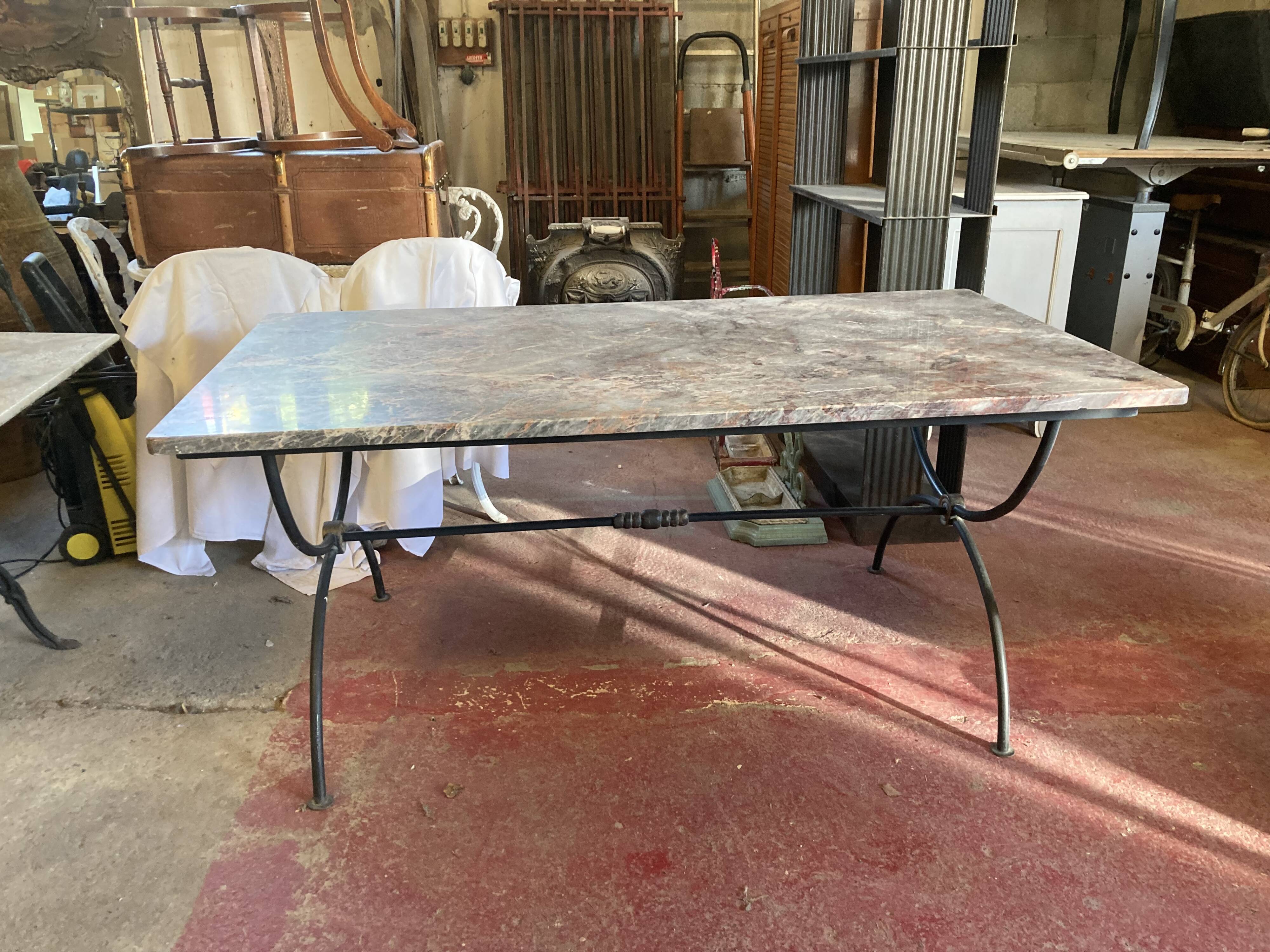 Table cast iron enamelled gold, top marble