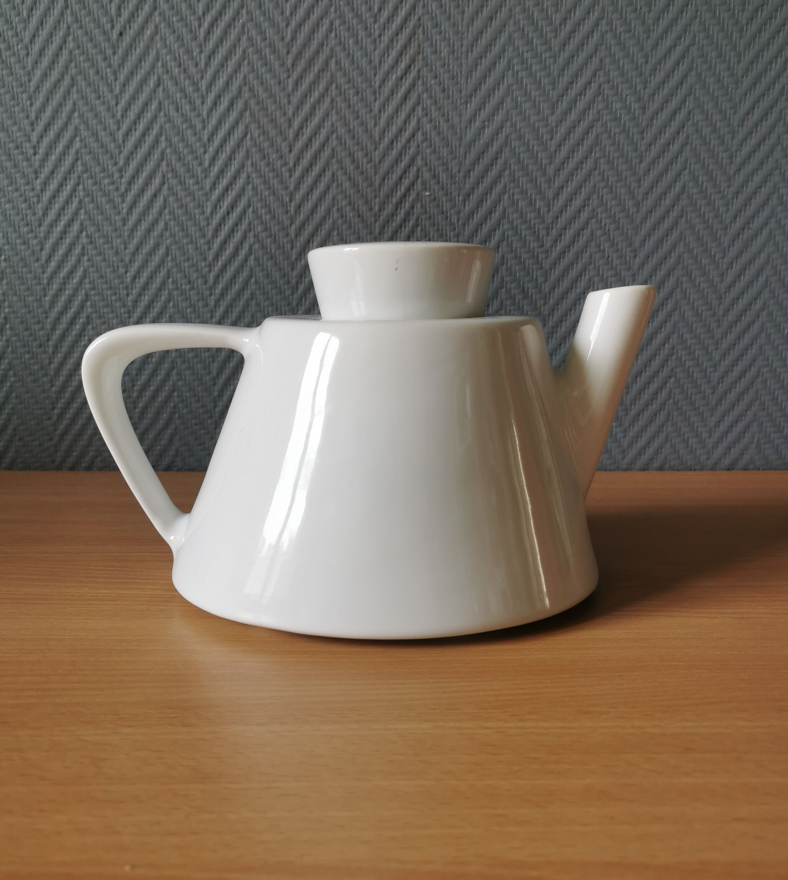 Värme ikea teapot 90s