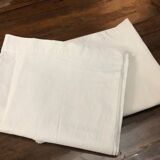 Set of 2 old flat sheets