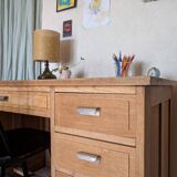 Children's desk