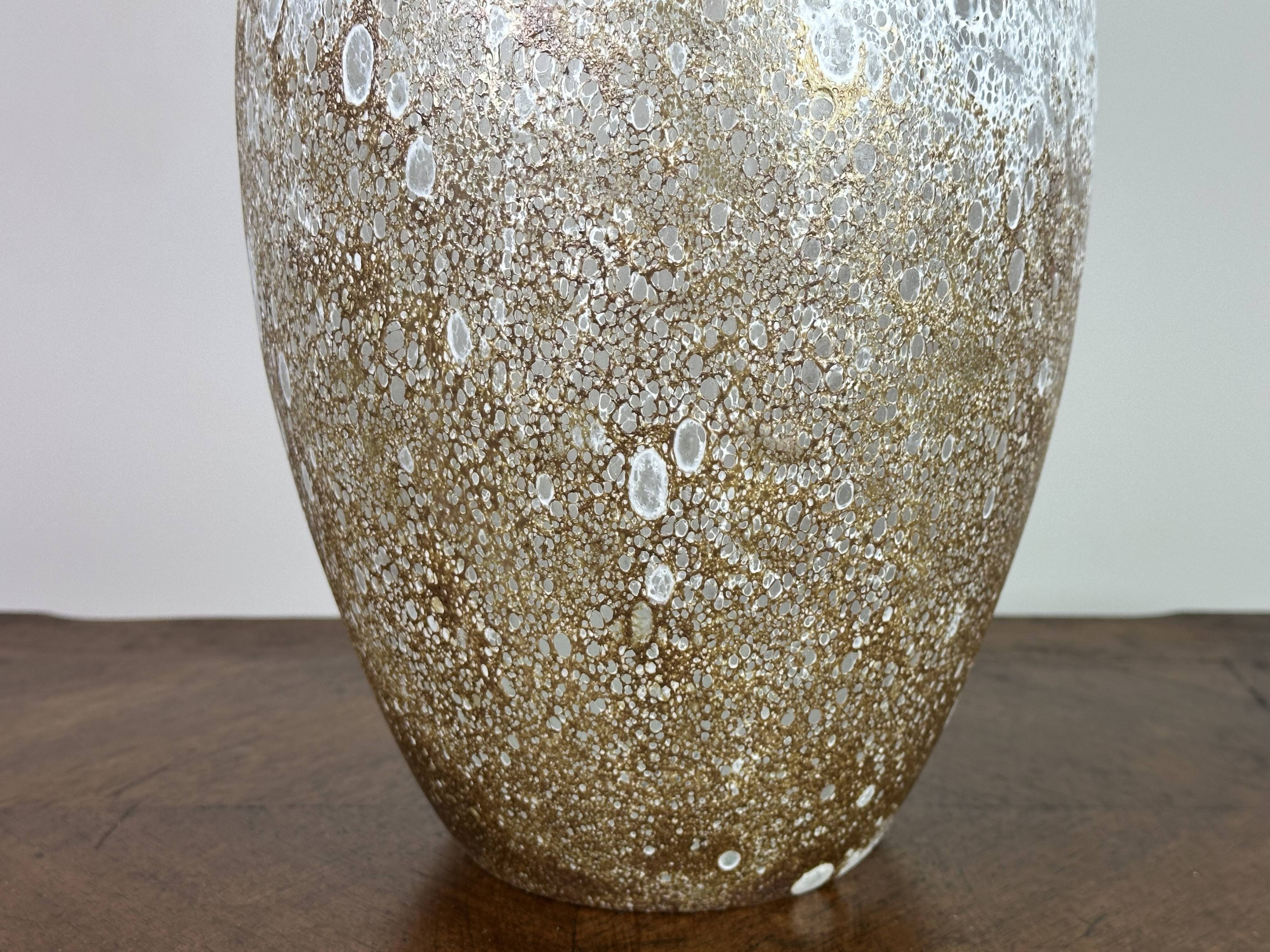 Vintage 80'S white and gold enameled blown glass vase Ht 45 cm