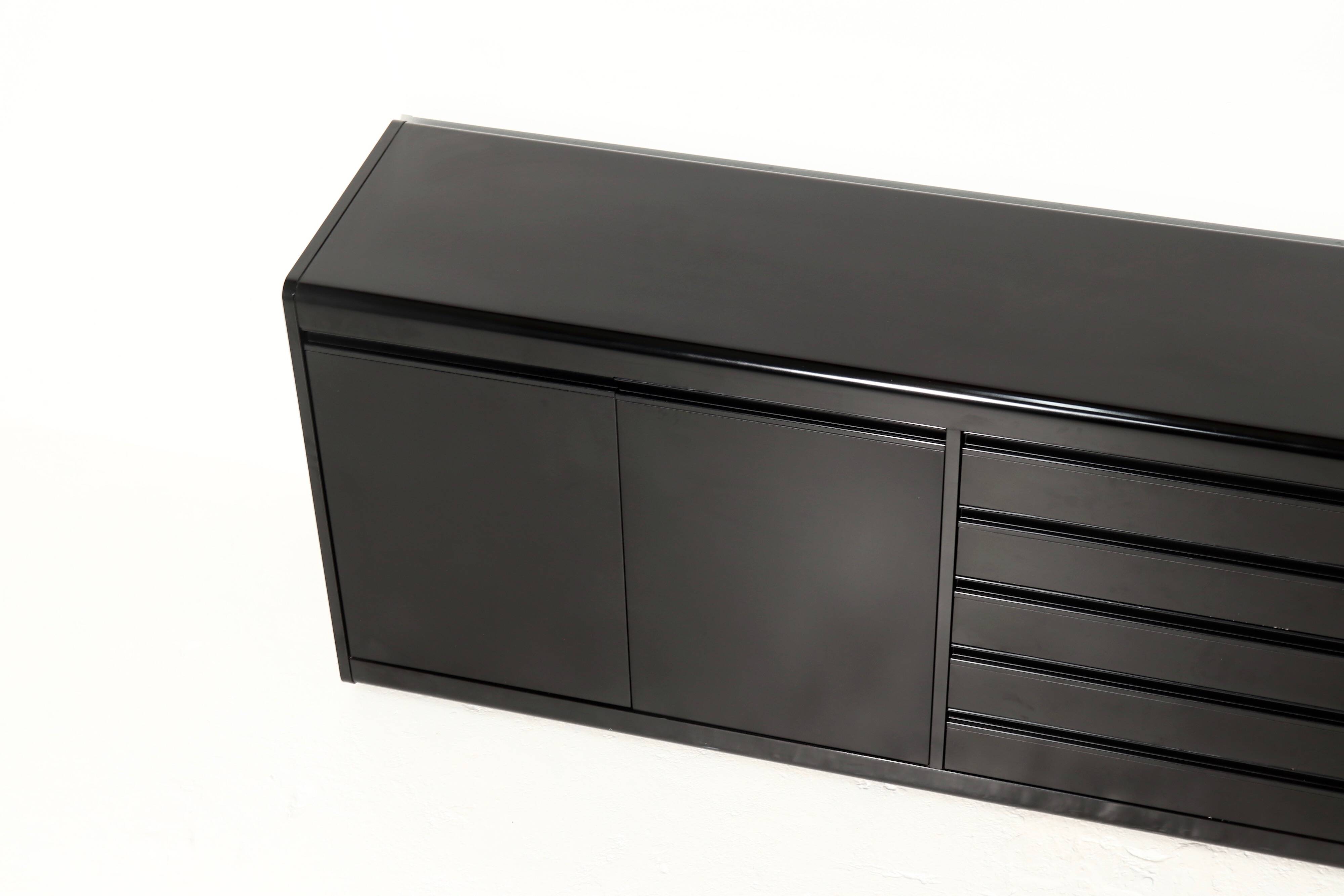 Post Modern Italian Design Sideboard by Elco 1980s