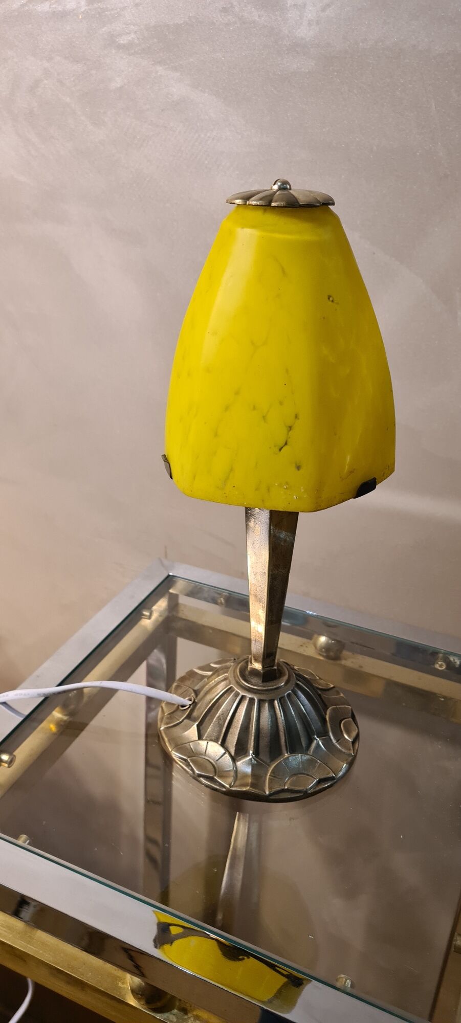 Art Deco lamp, with pretty yellow tulip in glass paste