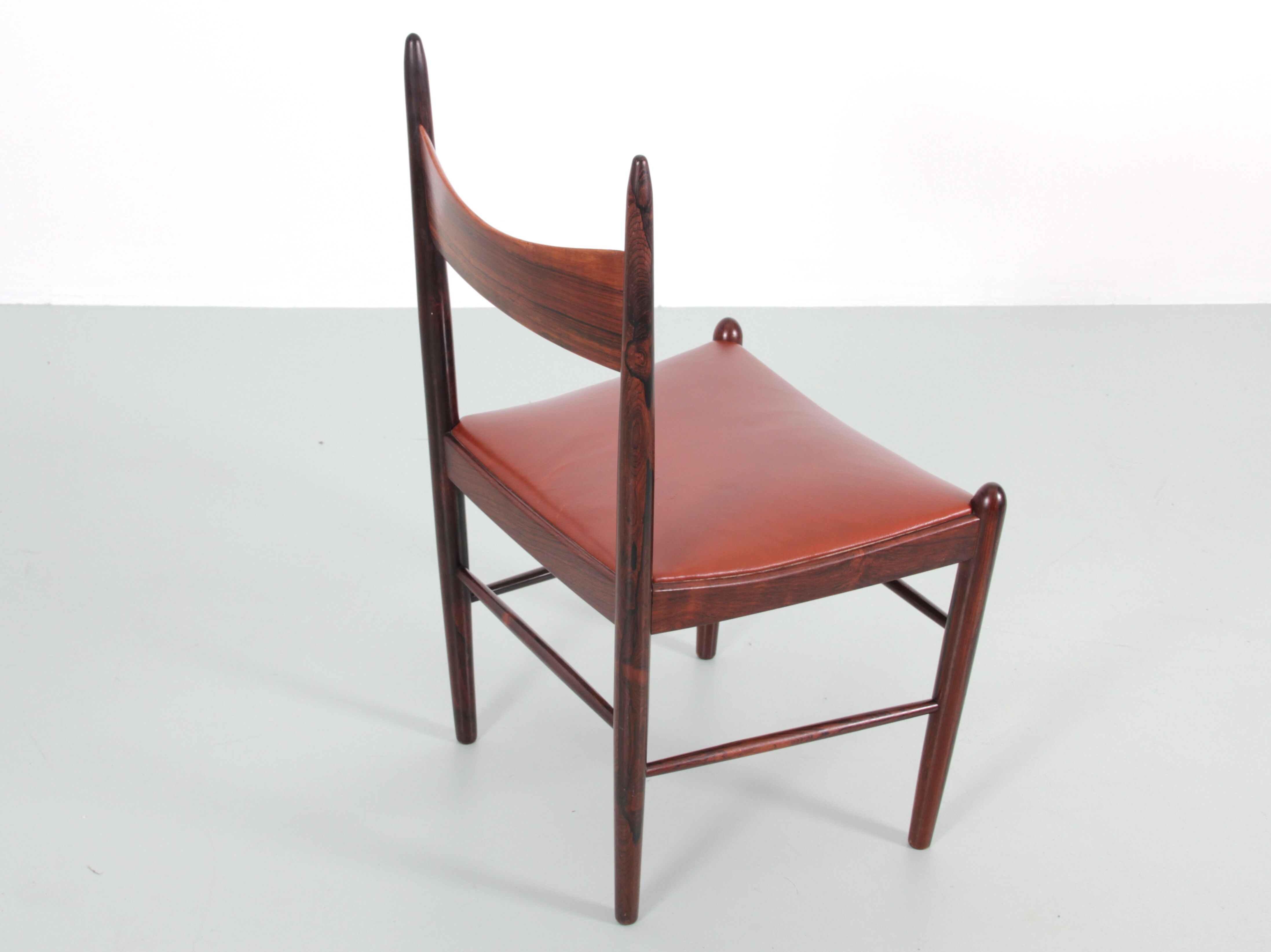 Suite of 4 Scandinavian chairs in Rio rosewood