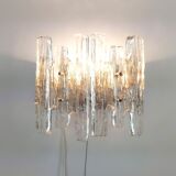 Applique murale hollywoodienne en verre de glace Hollywood Regency / Sconce par J. T. Kalmar pour Kalmar Franken, années 1960