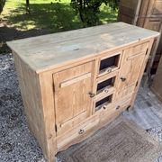 Meuble de rangement / Buffet pin massif