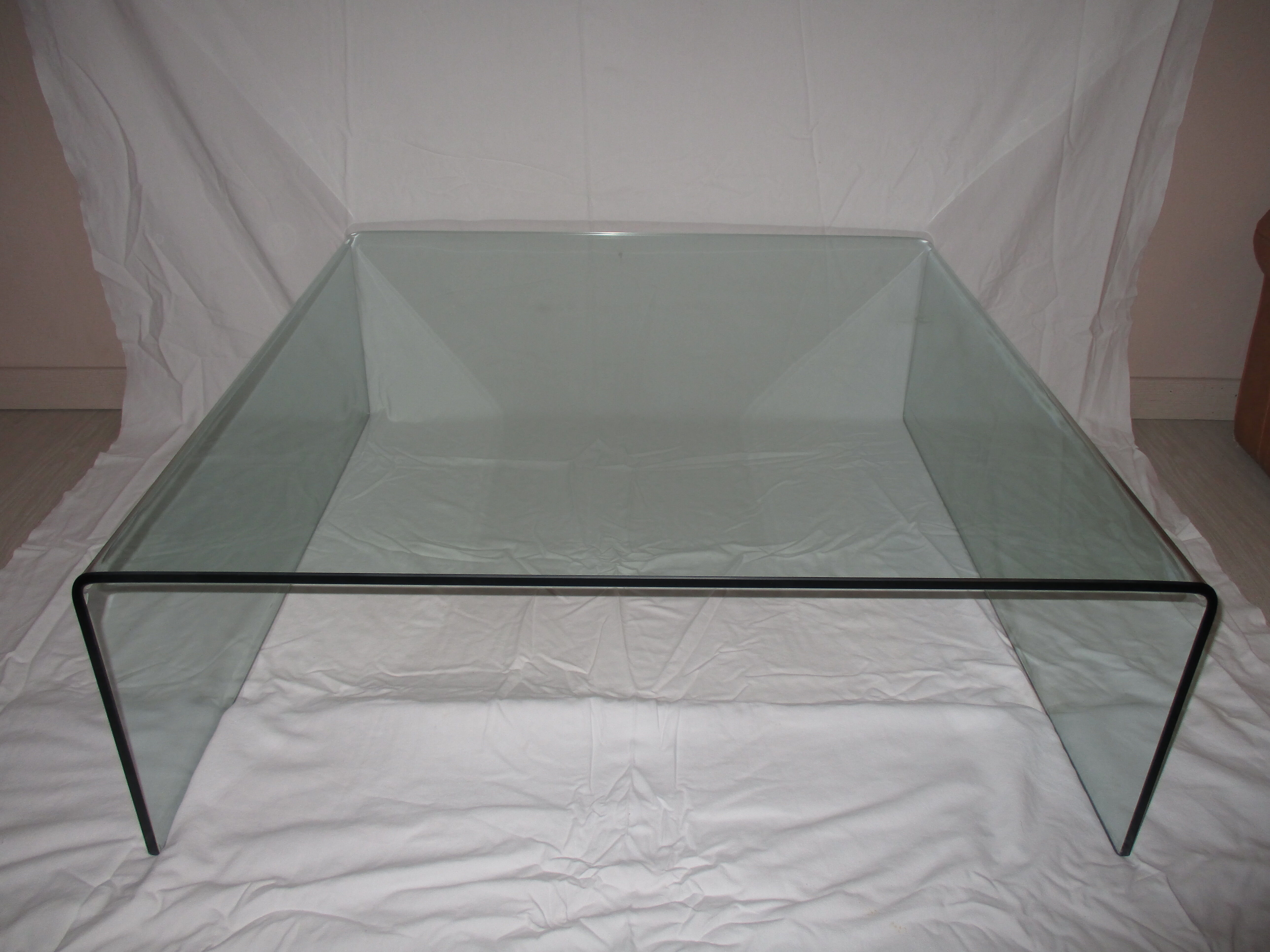 Coffee table glass red line roset or cortesi