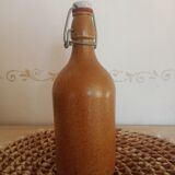 Bouteille en grès