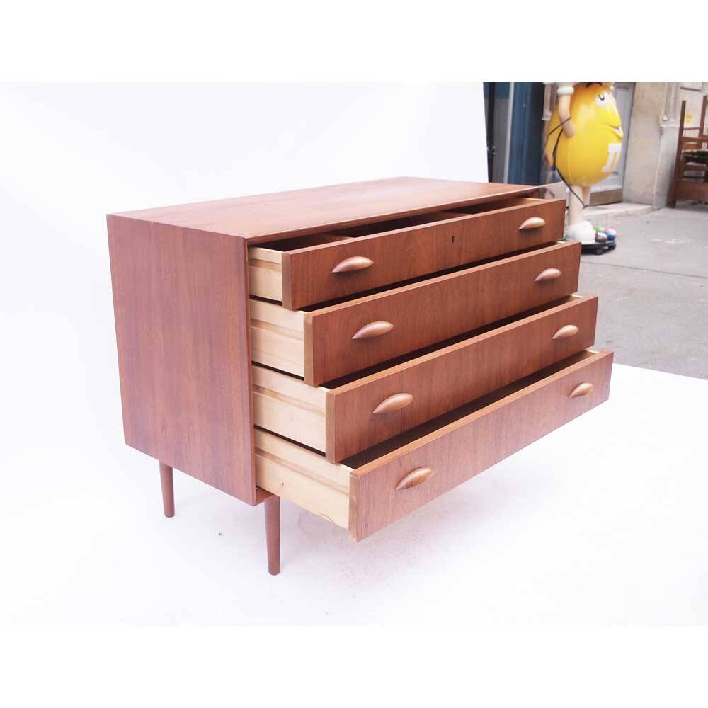 Vintage Danish Scandinavian chest of drawers