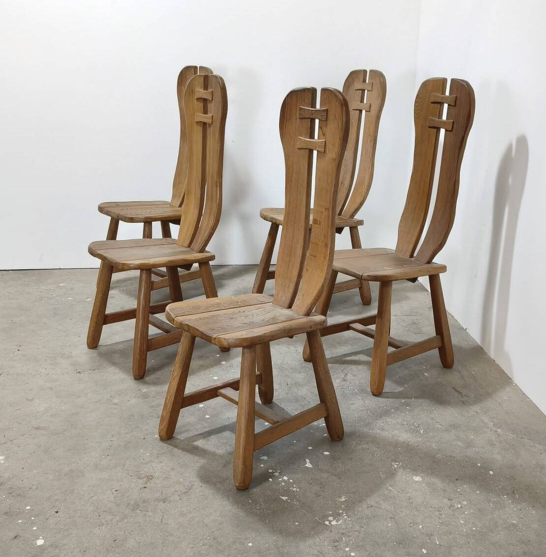 De Puydt dining chairs