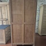 Armoire parisienne