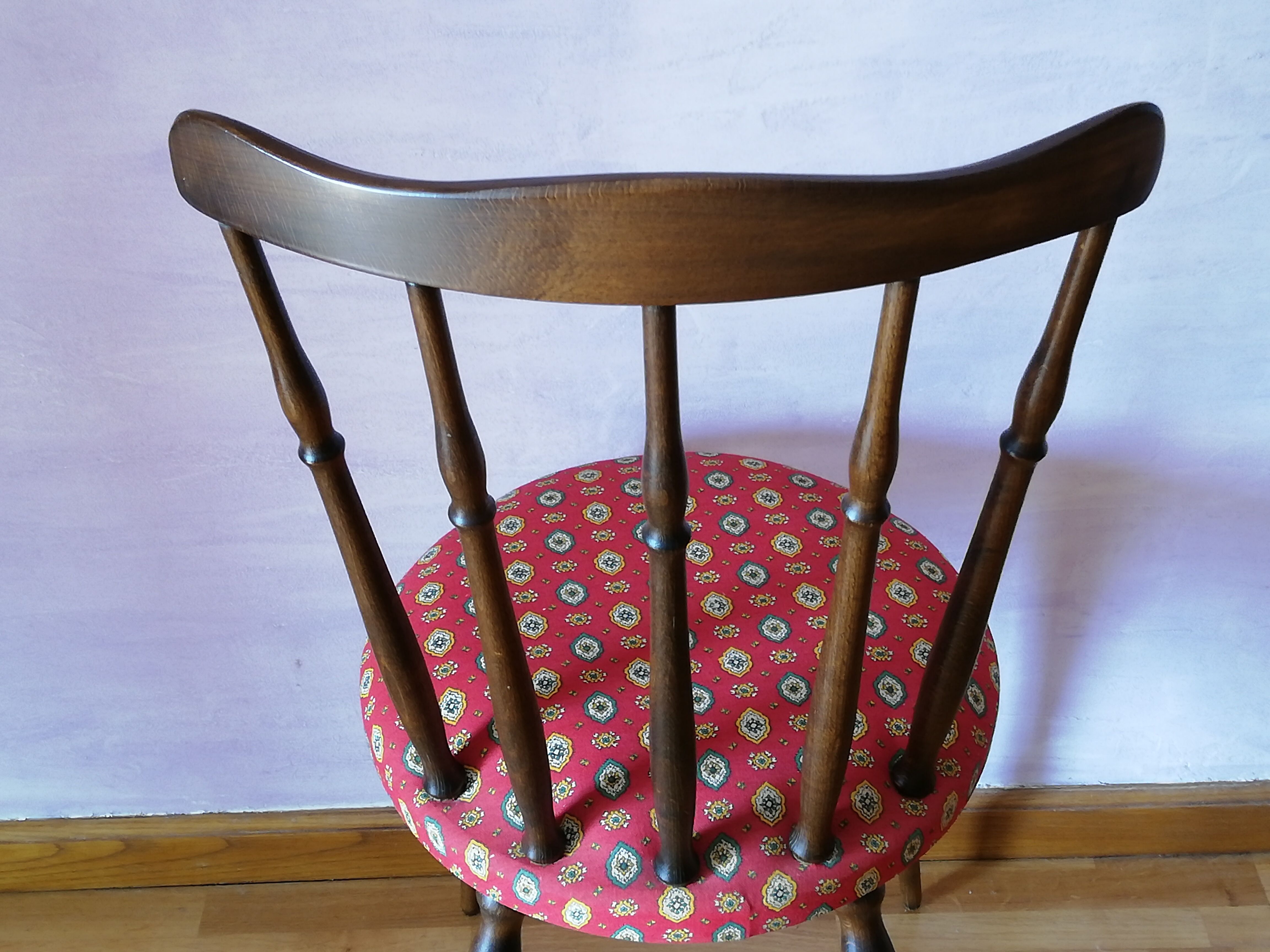 Chaise en bois des années 60