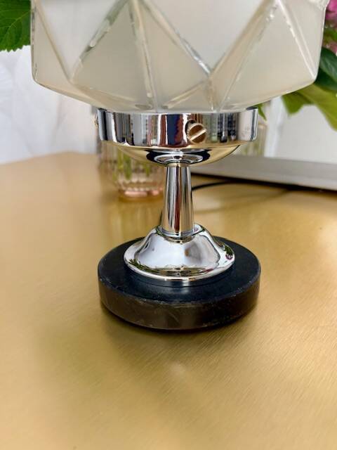 Lampe art déco, globe en forme d'étoile