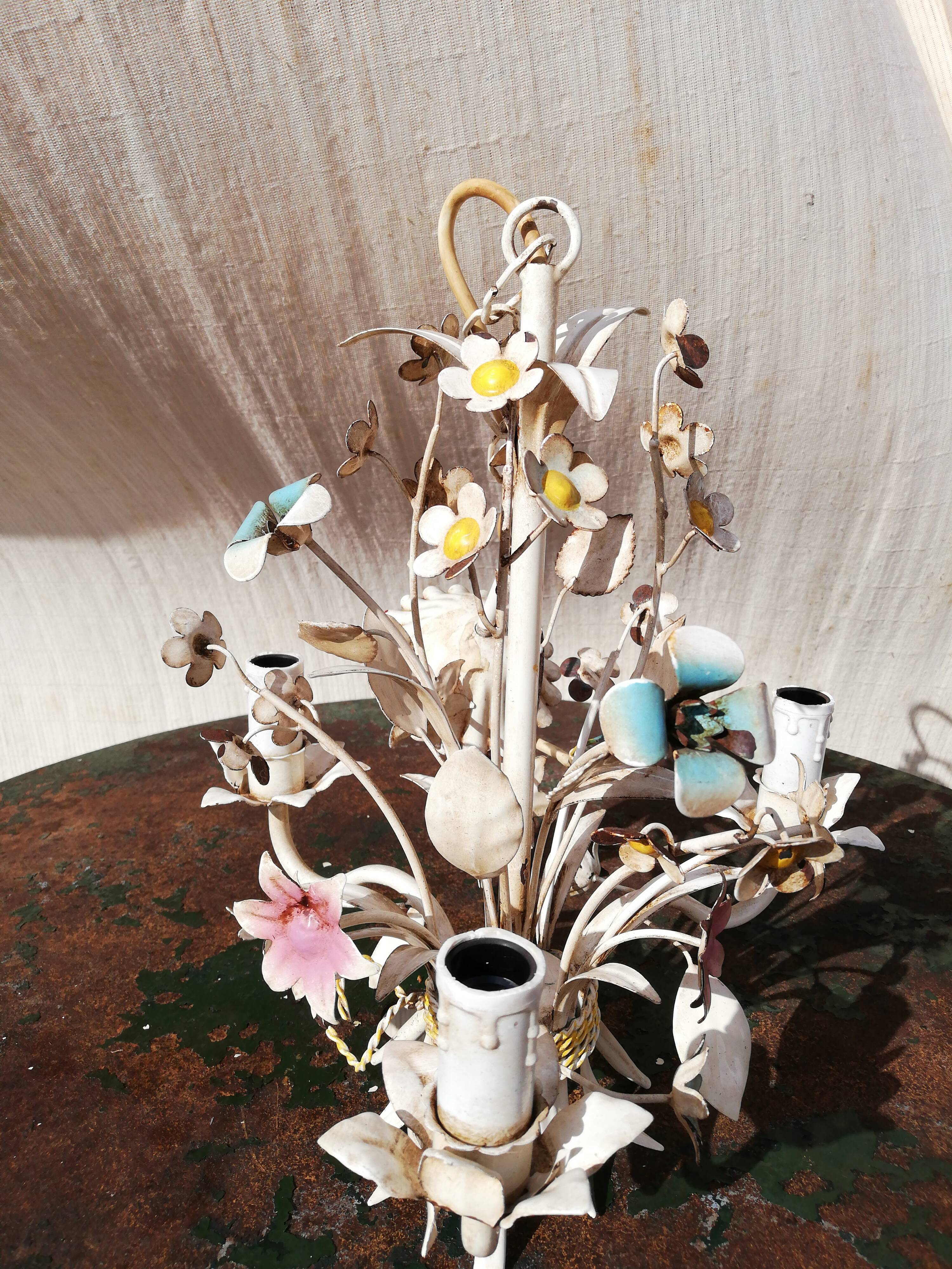 Lustre à fleurs années 70