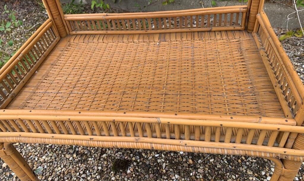 Woven rattan dessert