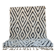 Tapis berbère en laine écrue à motifs noirs