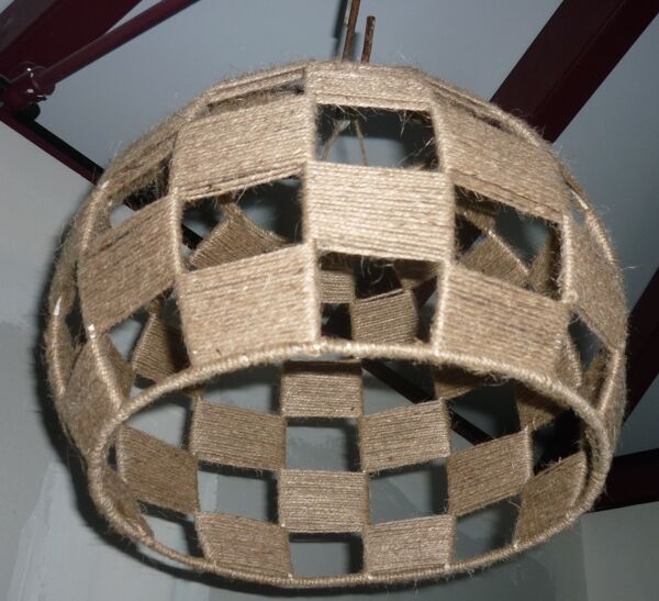 Abat-jour en fil de jute damier pour suspension