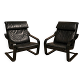 Pair of Poäng Armchairs / N. Nakamura