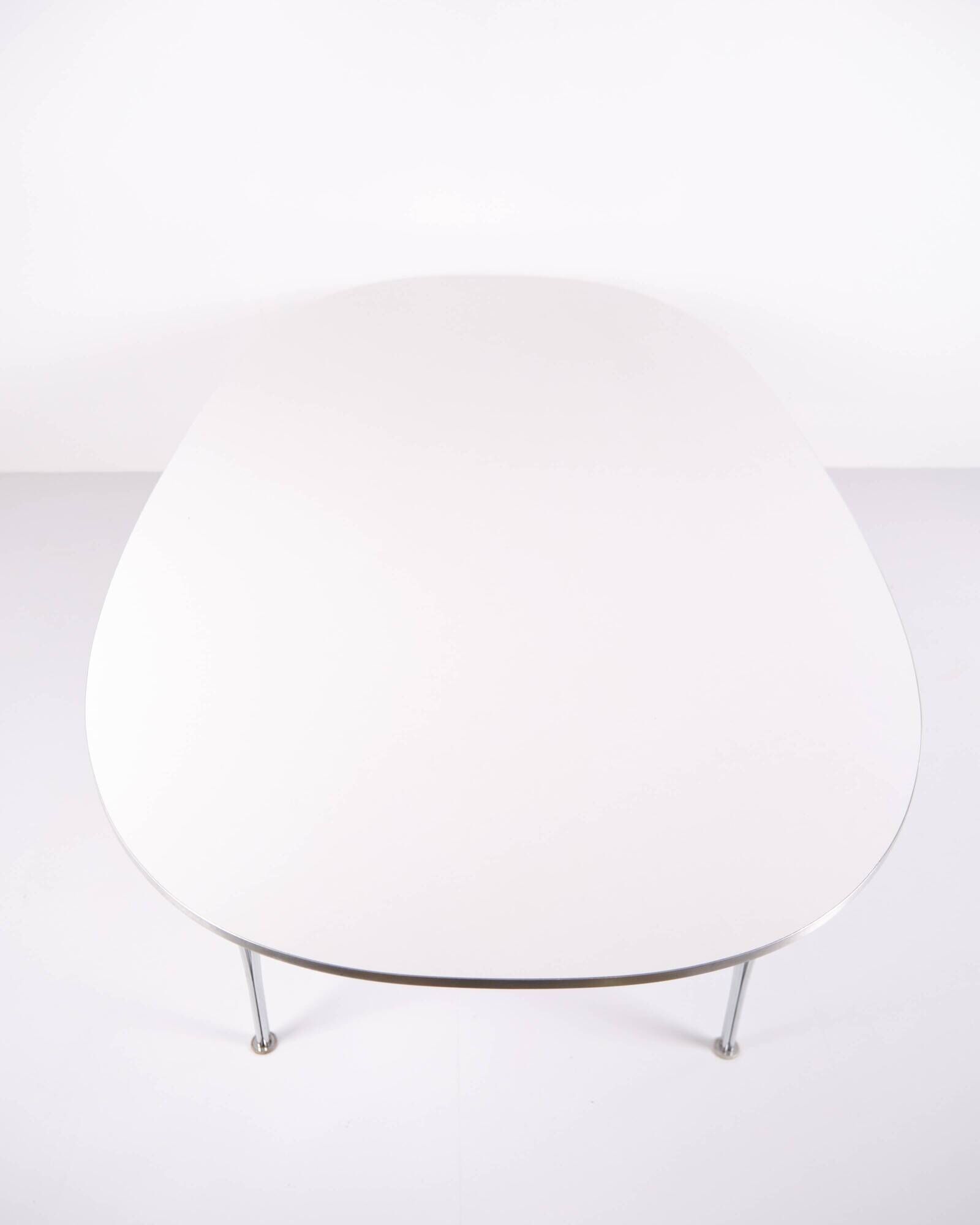 Super Ellipse dining table - Model B614 - white laminate - Piet Hein, Bruno Mathsson & Arne Jacobsen - Fritz Hansen