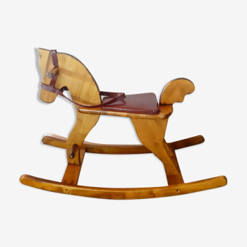 Cheval à bascule vintage en bois