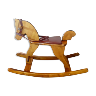 Cheval à bascule vintage en bois