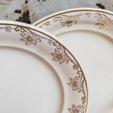 Huit assiettes à dessert Villeroy & Boch décor or