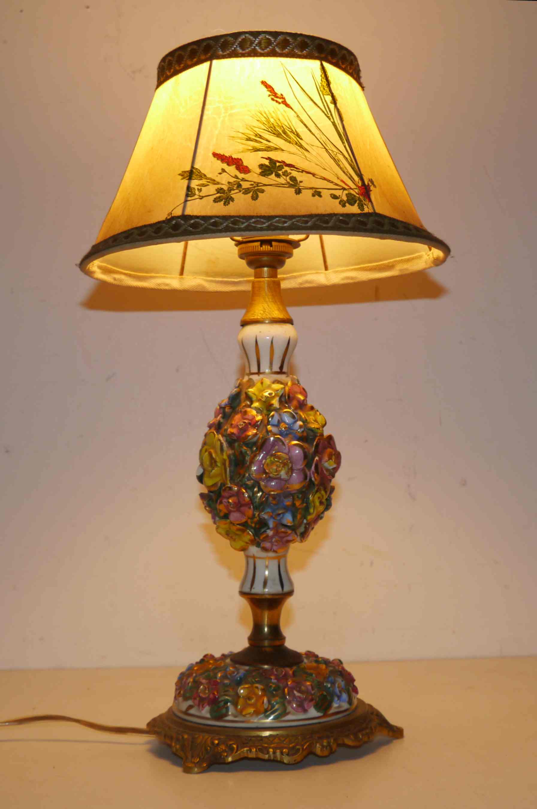 Lamp or night light bronze and ceramic glazed flowers