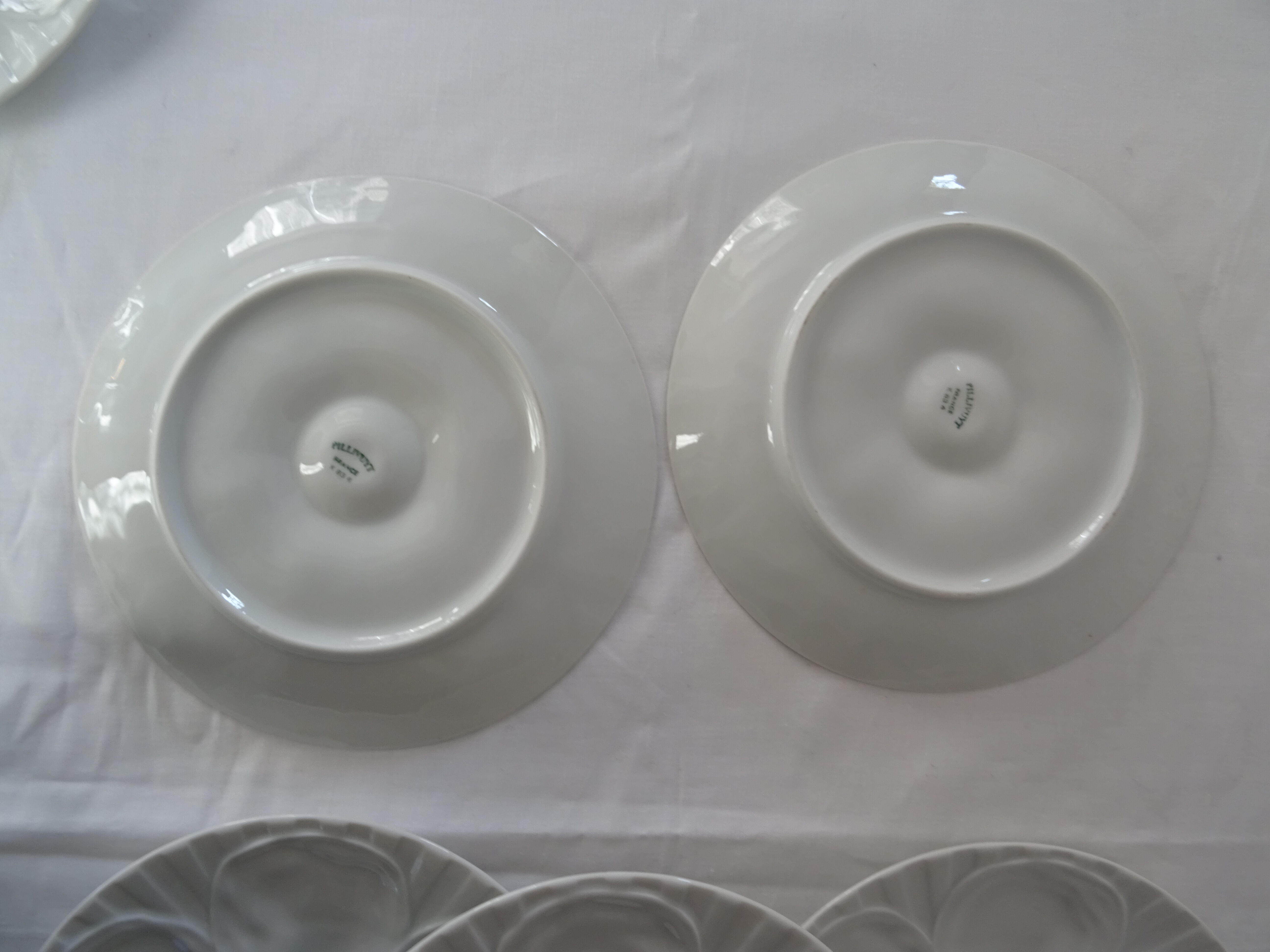 6 white oyster plates 470112 Charles Pillivuyt antique porcelain