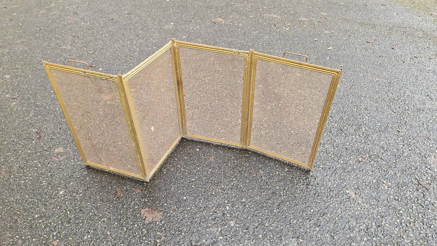 Brass fire screen