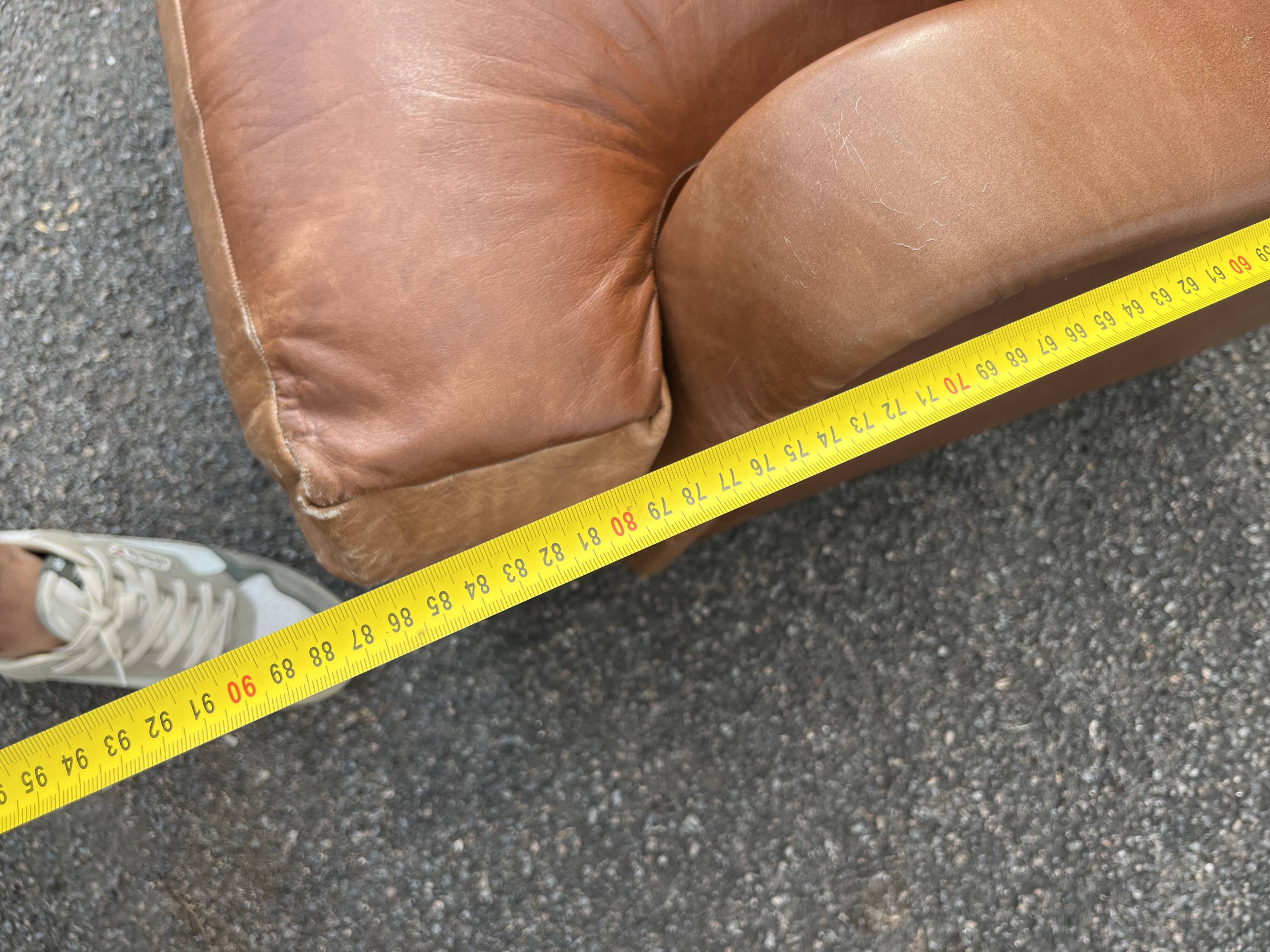 Vintage brown leather living room - 3 seater sofa and 2 matching armchairs