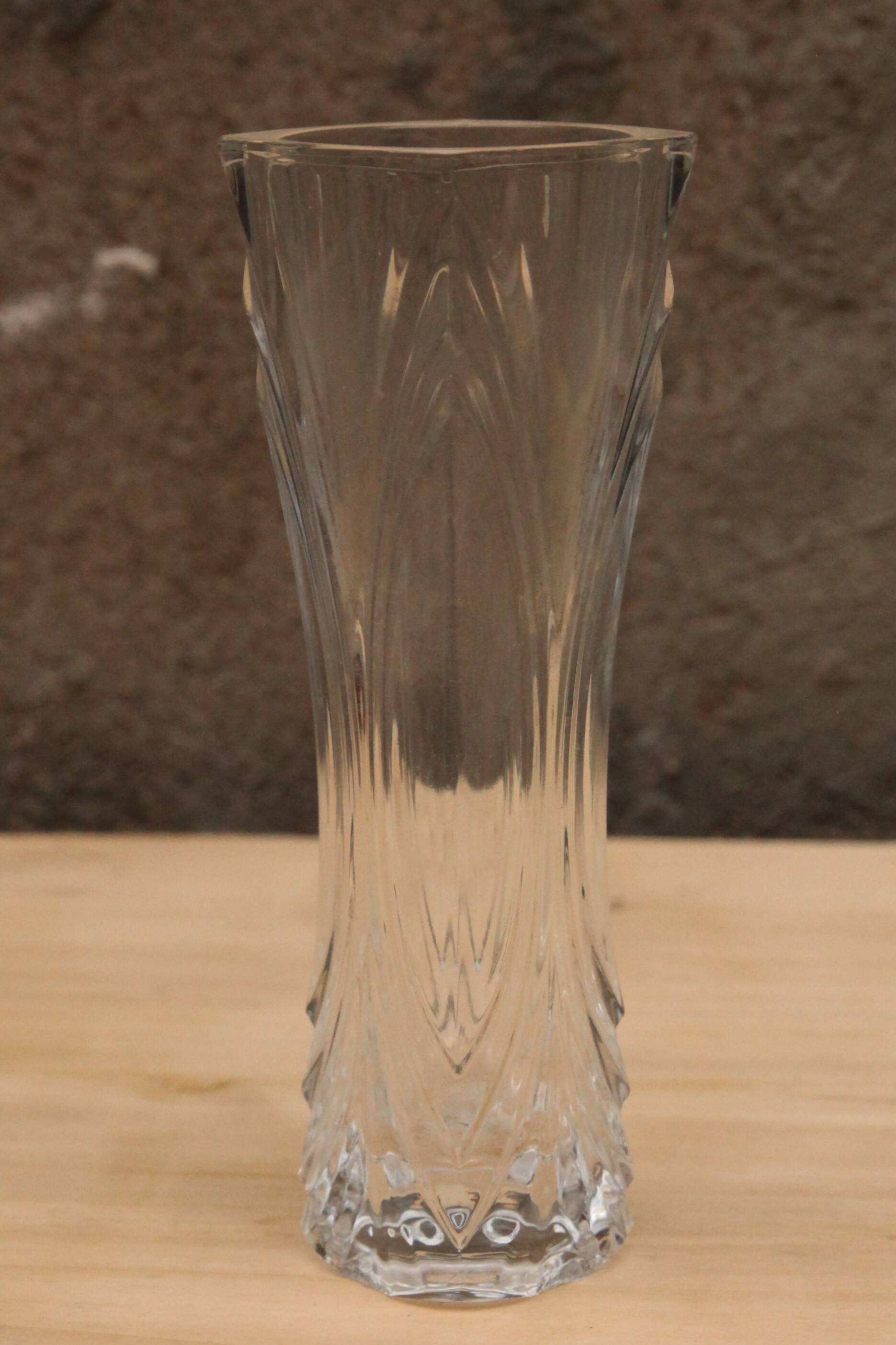 Chiseled glass vase