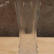 Vase en verre ciselé
