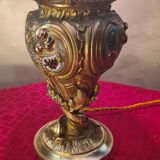 1900 solid bronze lamp inlaid with enamel glass lampshade