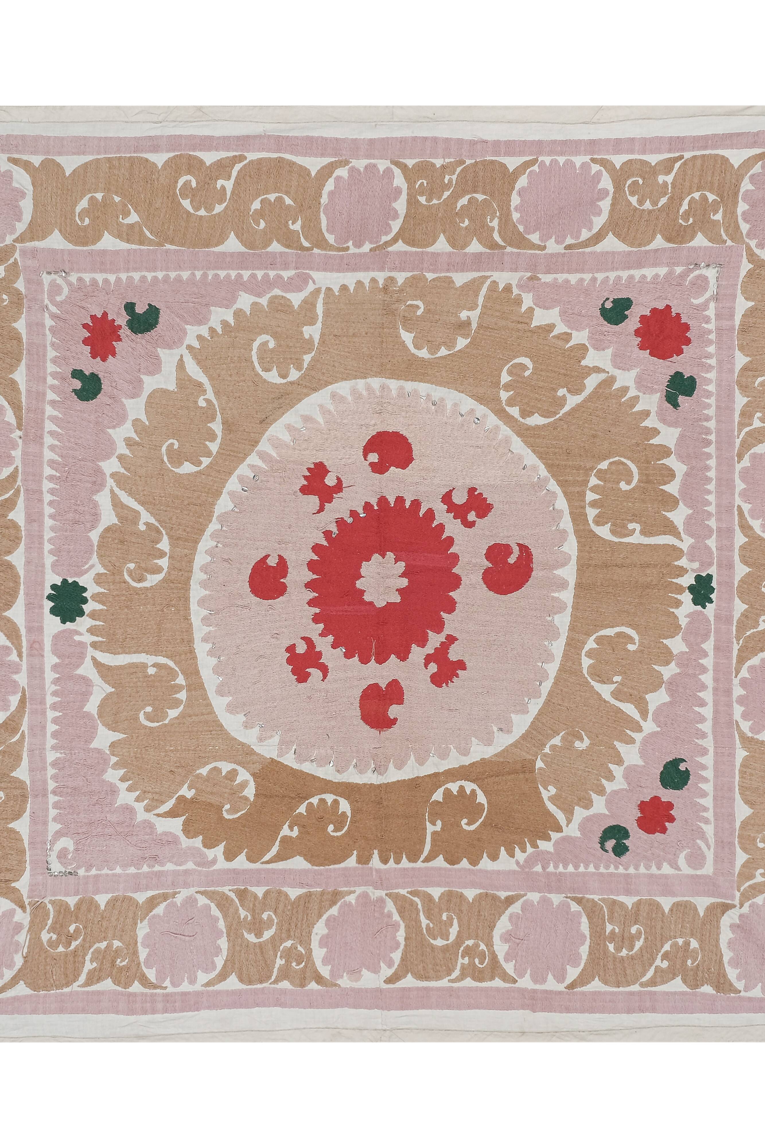 Suzani tapestry 140x150 cm