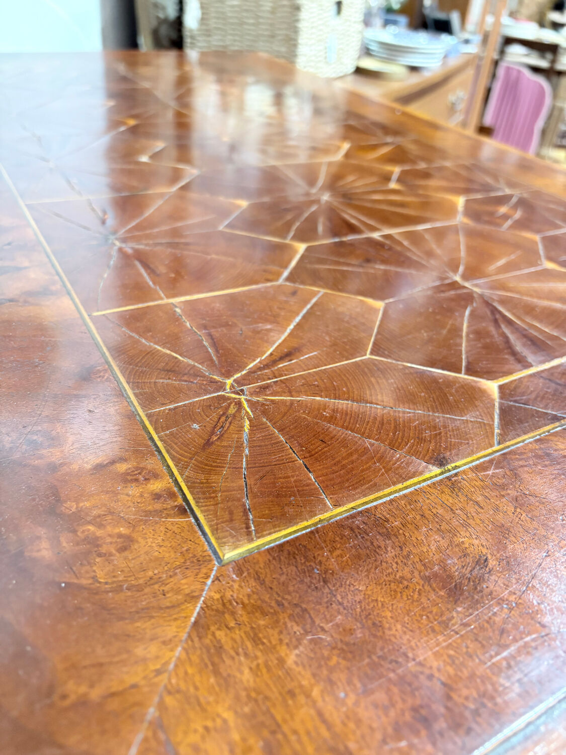 19th century Georgian style commode in end-grain wood marquetry.