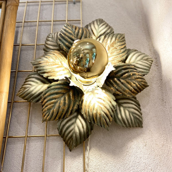 Sconce flower green and gold leaves